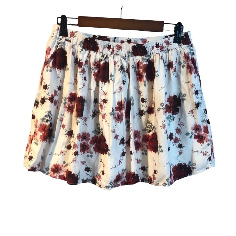 AMERICAN Eagle Bundle of 2 Spring and Summer Floral Mini Skirts EUC Medium - Picture 5 of 9
